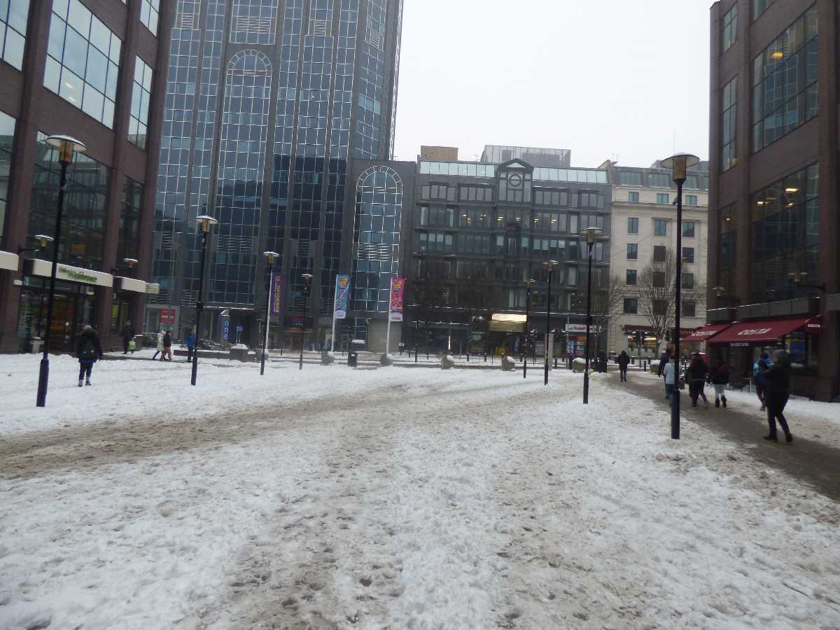 Snow Hill Station Square